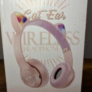 Cat Ear Wireless Headphones - Pink -New in Box